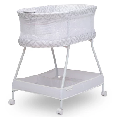 Delta Children Sweet Dreams Bassinet With Airflow Mesh - Gray Infinity 8 Delta Children Sweet Dreams Bassinet With Airflow Mesh - Gray Infinity - Image 6