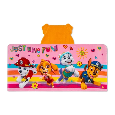 PAW Patrol Skye Here To Help Hooded Towel 4 PAW Patrol Skye Here To Help Hooded Towel - Image 2