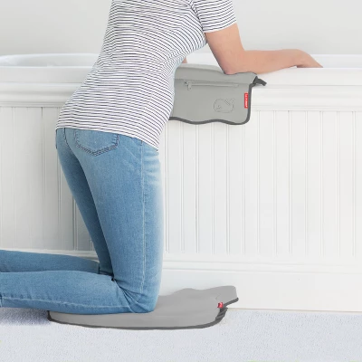 Skip Hop Moby Bath Kneeler - Gray 6 Skip Hop Moby Bath Kneeler - Gray - Image 4