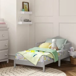 Delta Children Homestead Toddler Bed